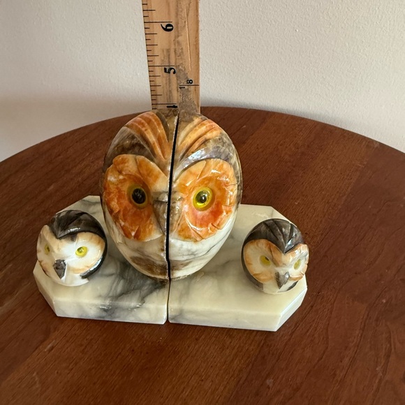 Pair of Vintage MCM Italian Hand Carved Alabaster Stone Carved Owl Bookends - Picture 8 of 9